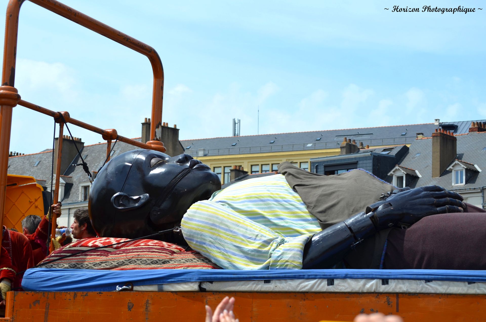 ROYAL DE LUXE - LE MUR DE PLANCK NANTES 