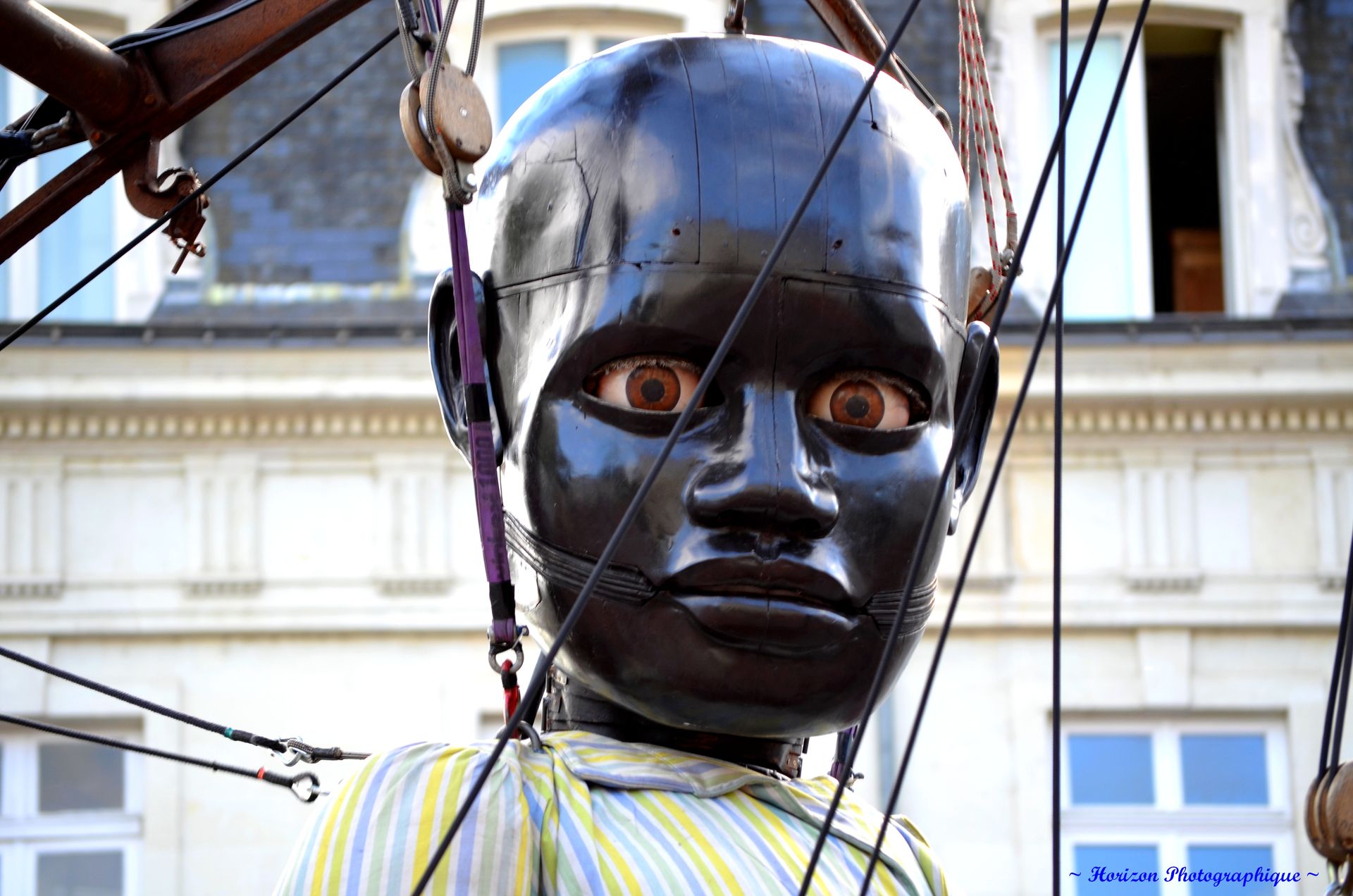 ROYAL DE LUXE - LE MUR DE PLANCK NANTES 