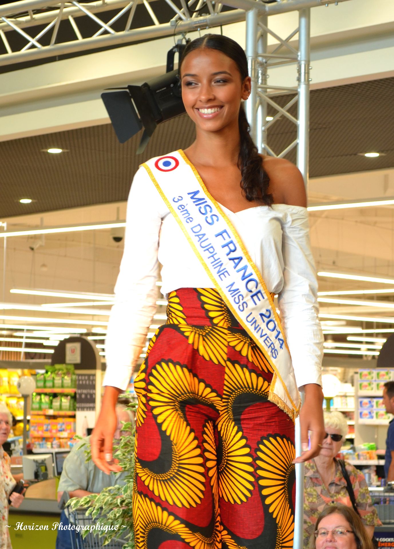 FLORA COQUEREL MISS FRANCE 2014